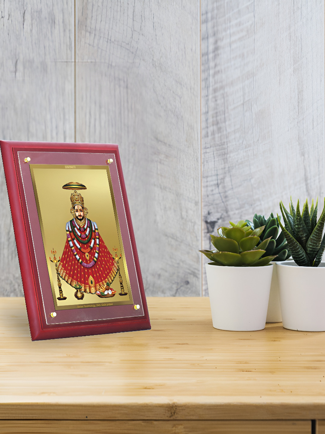 

DIVINITI Brown & Black 24K Gold Plated Wooden Table Photo Frames