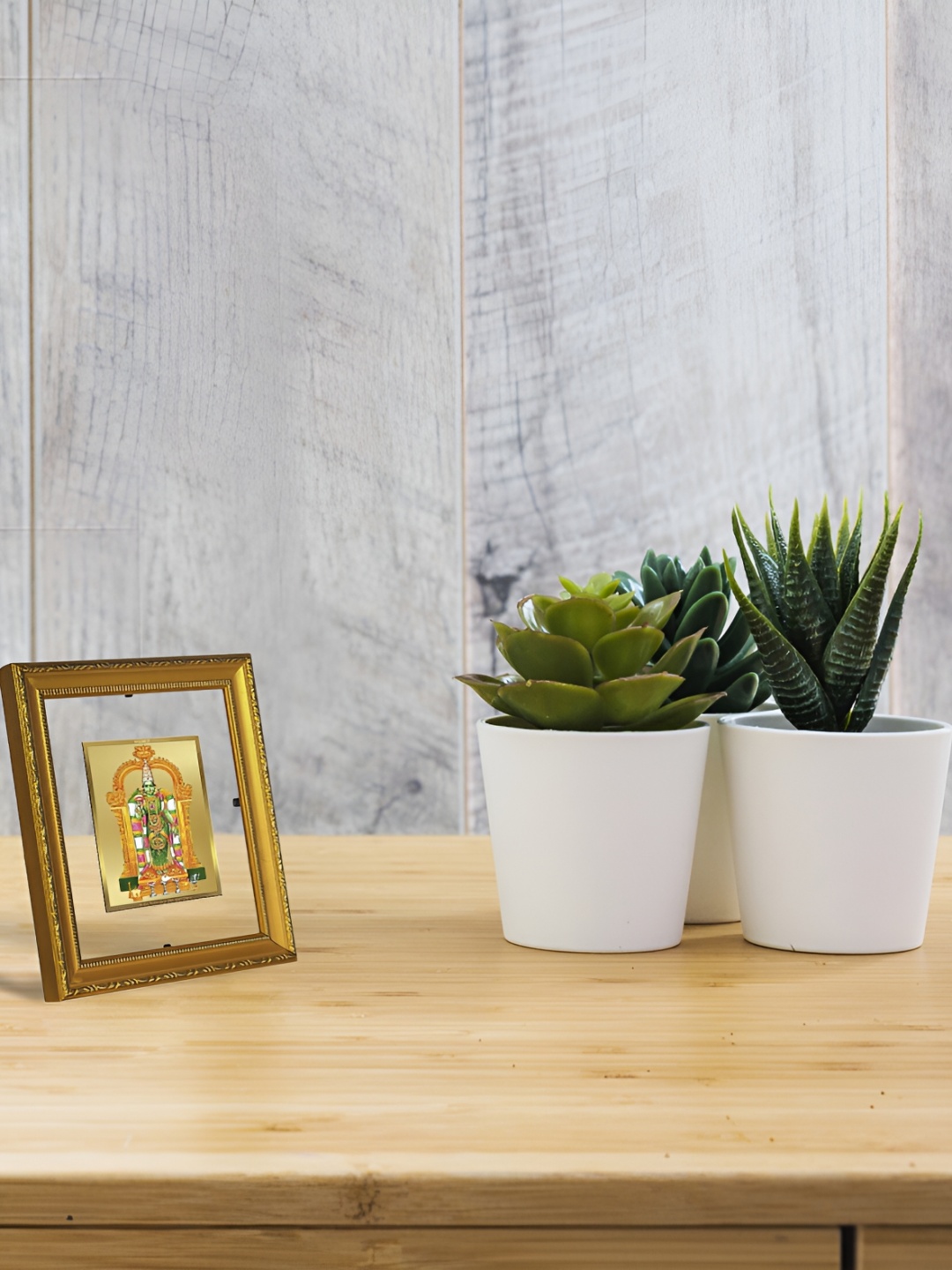 

DIVINITI Gold Toned 24K Gold Plated Glass Wall Photo Frames