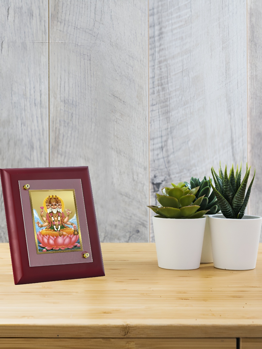 

DIVINITI Maroon Wooden Wall Photo Frame