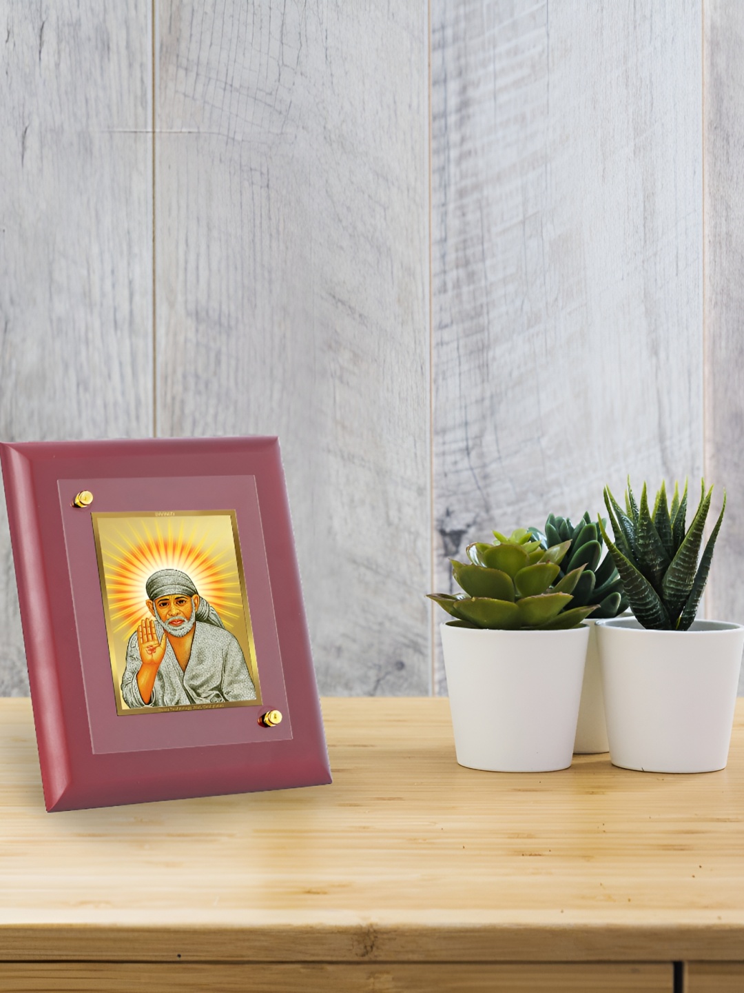 

DIVINITI Maroon Wooden Wall Photo Frame