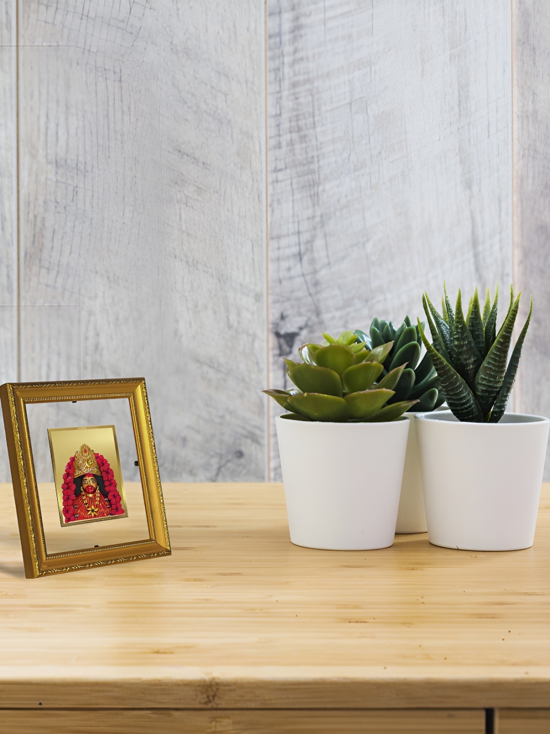 

DIVINITI Gold-Toned Glass Wall Photo Frame
