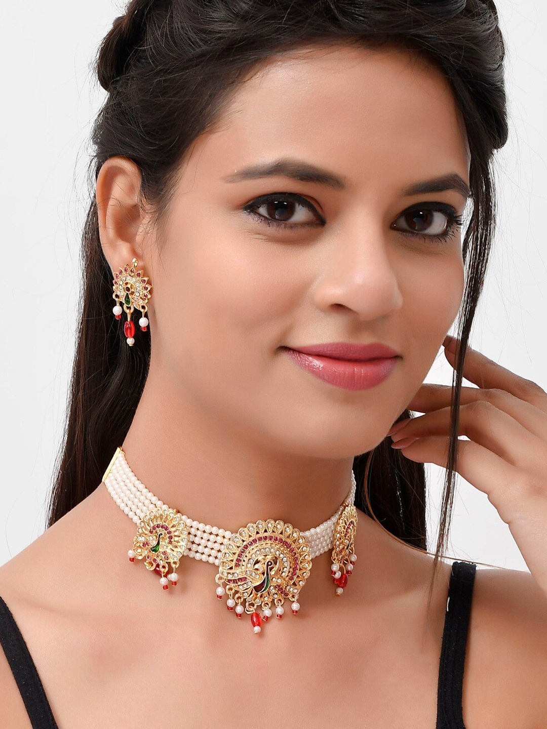 

Silvermerc Designs Gold-Plated Pearls Beaded Choker Necklace Set, White