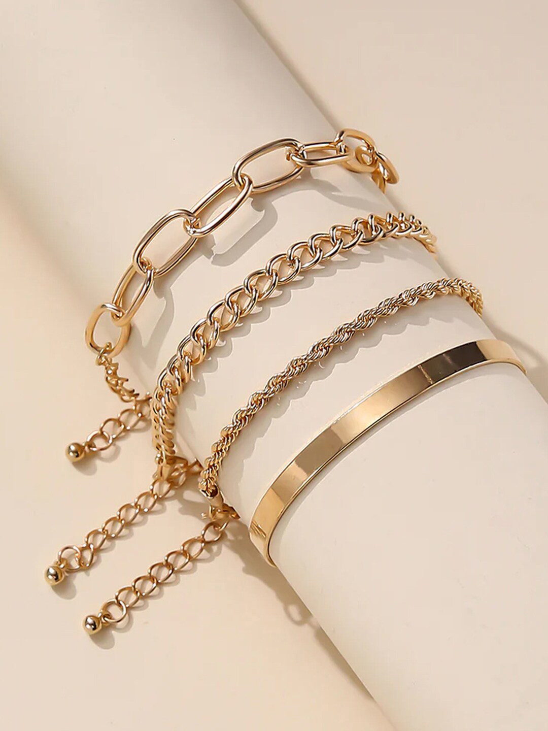 

DressBerry Set of 4 Gold Toned Gold-Plated Wraparound Bracelet