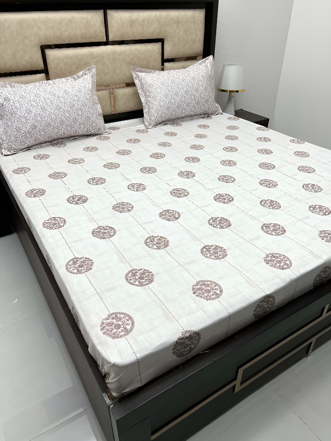 

Pure Decor Lifestyle Brown & Grey Floral Cotton 400 TC King Bedsheet With 2 Pillow Covers