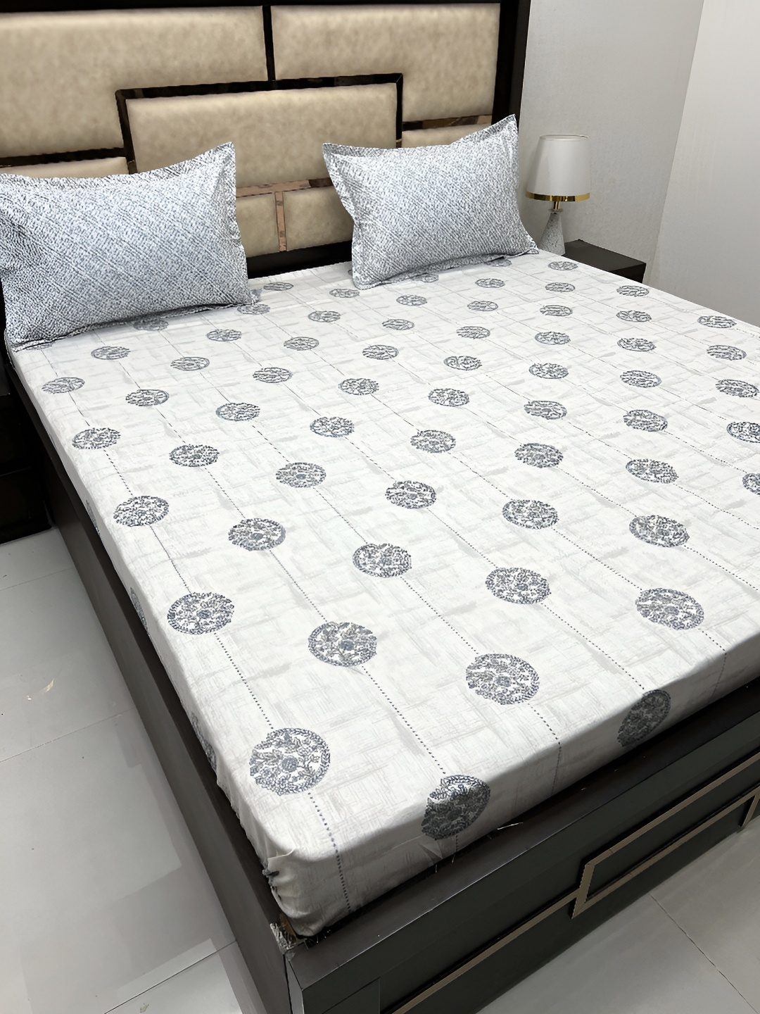 

Pure Decor Lifestyle Grey Floral Cotton 400 TC King Bedsheet with 2 Pillow Covers