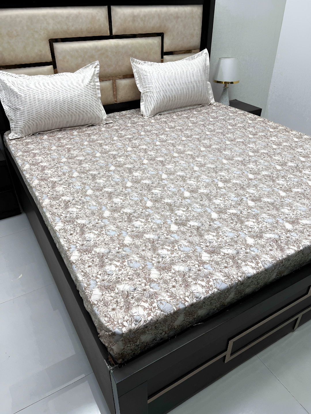 

Pure Decor Cotton King Size Double Bedsheet With 2 Pillow Covers 2.74m X 2.74m, Brown