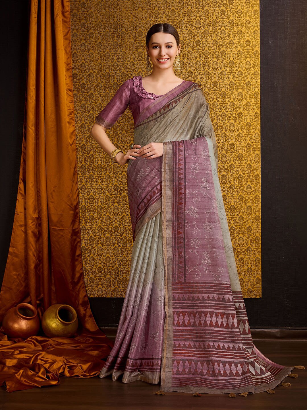 

Ishin Ethnic Motifs Printed Woven Design Zari Tussar Saree, Brown