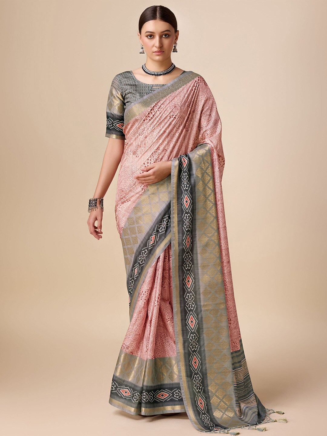 

Ishin Ethnic Motifs Printed Woven Design Zari Tussar Saree, Peach