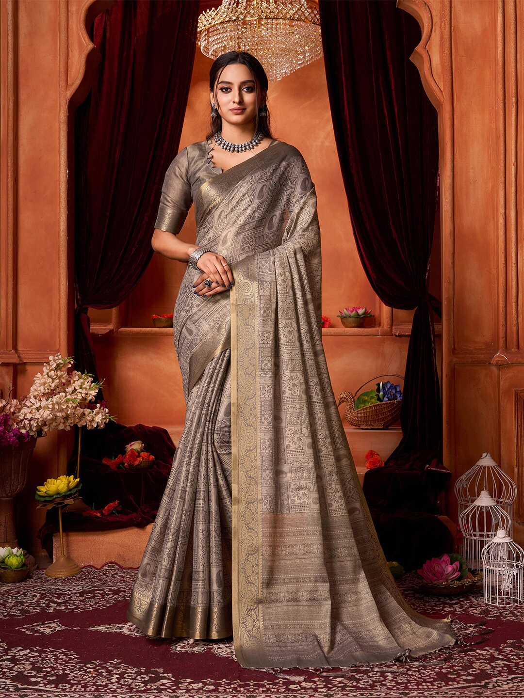 

Ishin Ethnic Motifs Printed Woven Design Zari Saree, Grey