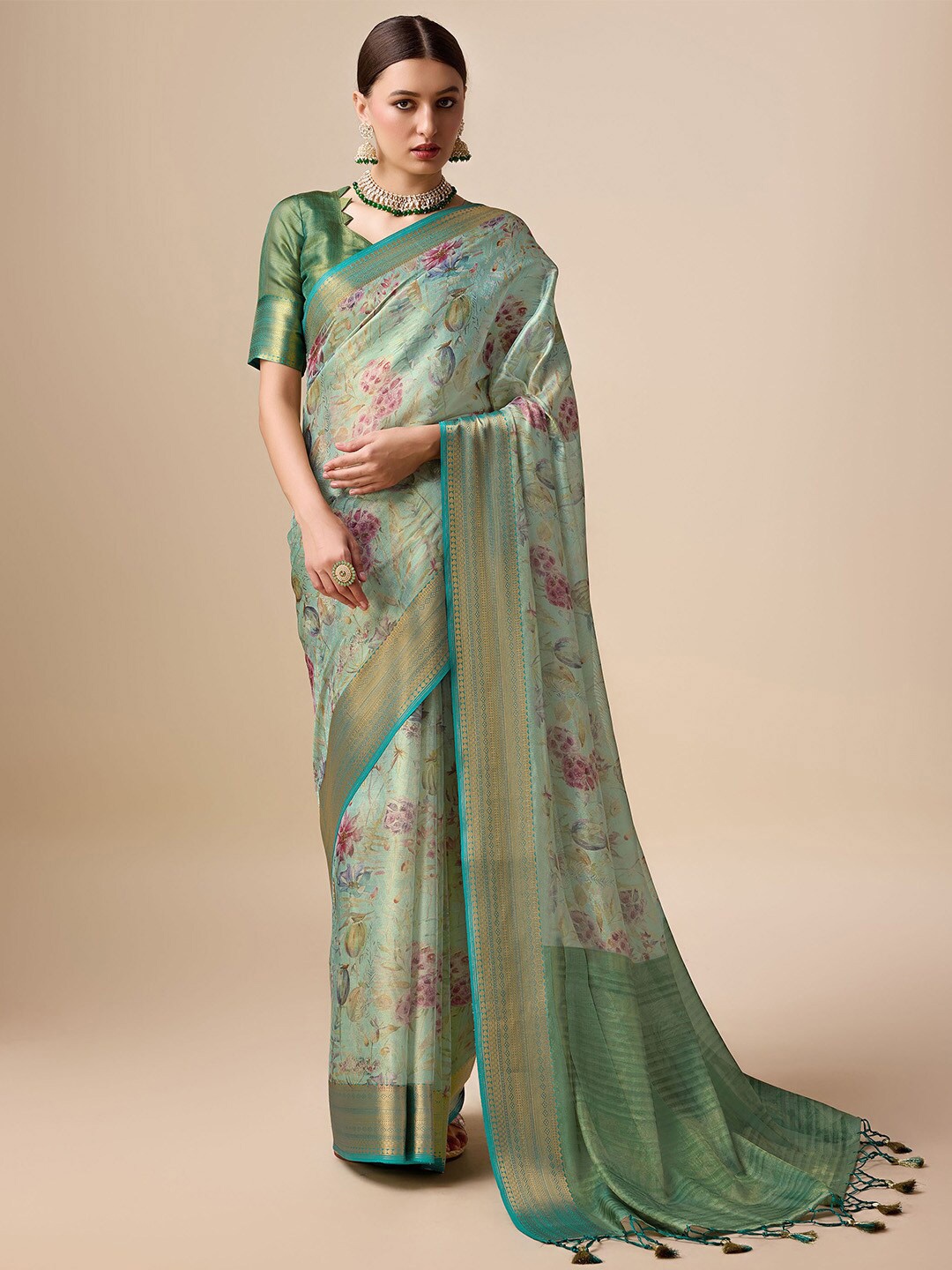 

Ishin Floral Printed Woven Design Zari Organza Saree, Green