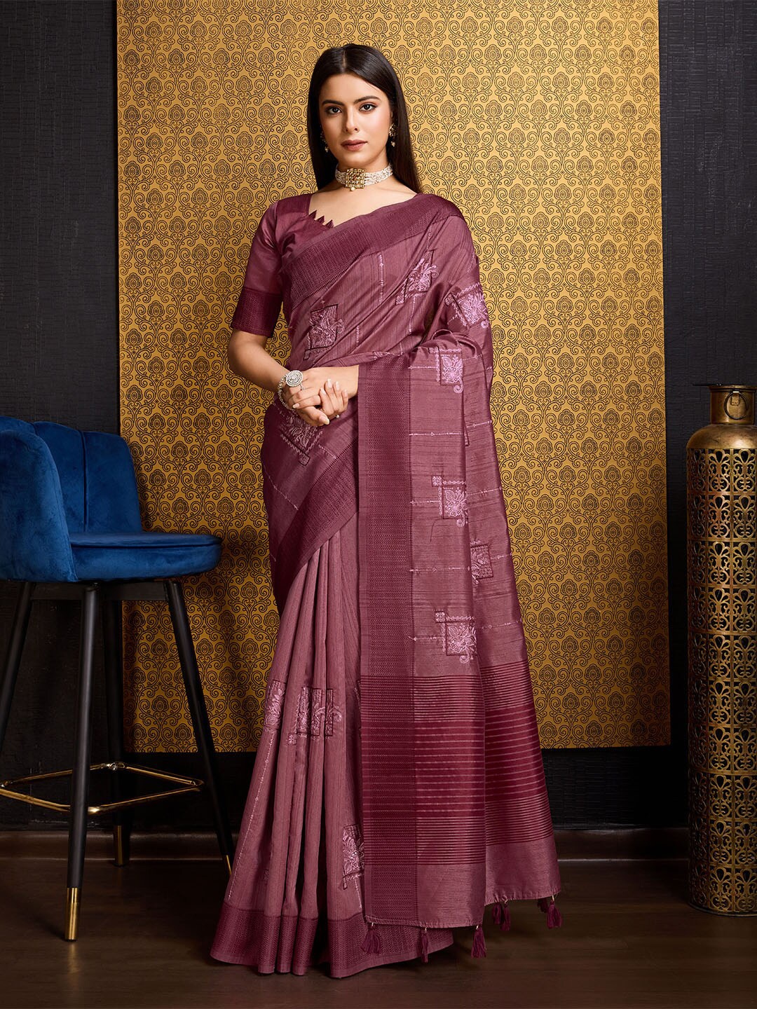 

Ishin Ethnic Motifs Embroidered Woven Design Tussar Saree, Maroon