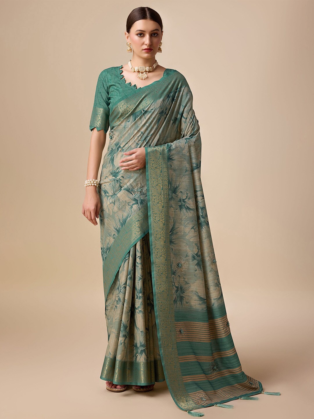 

Ishin Floral Printed Woven Design Zari Saree, Teal