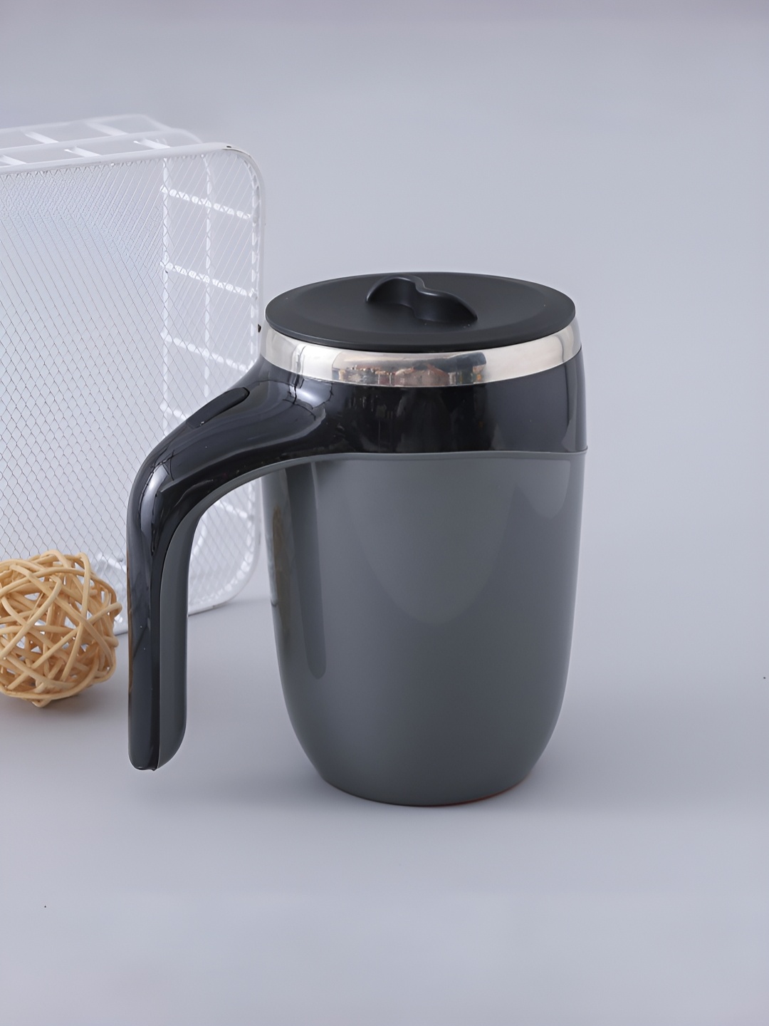 

The Better Home Black Stainless Steel Matte Finish Coffee Mug With Lid 500 ml