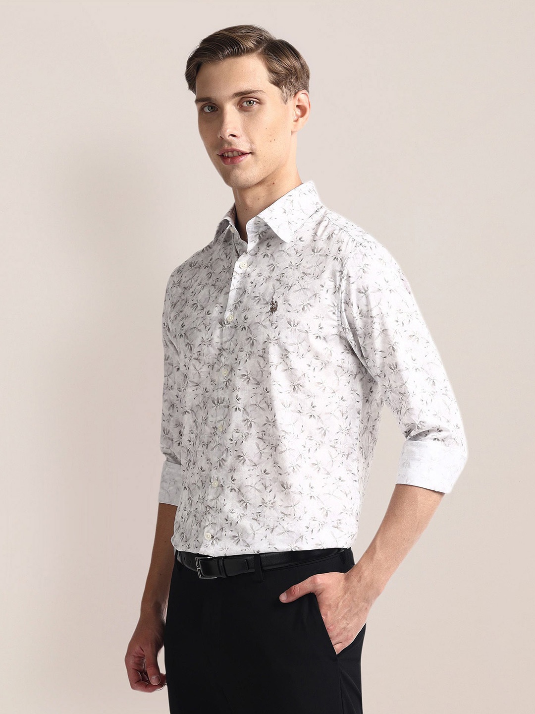 

U.S. Polo Assn. Spread Collar Floral Printed Cotton Casual Shirt, White