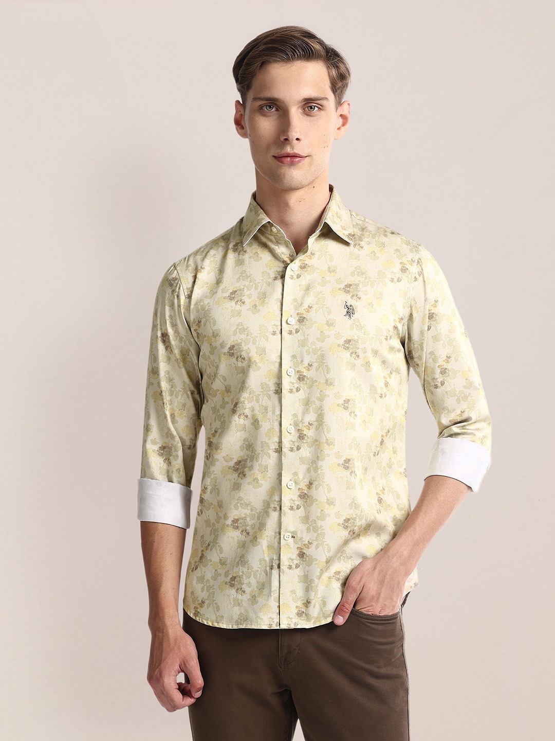 

U.S. Polo Assn. Tailored Fit Floral Printed Cotton Casual Shirt, Beige