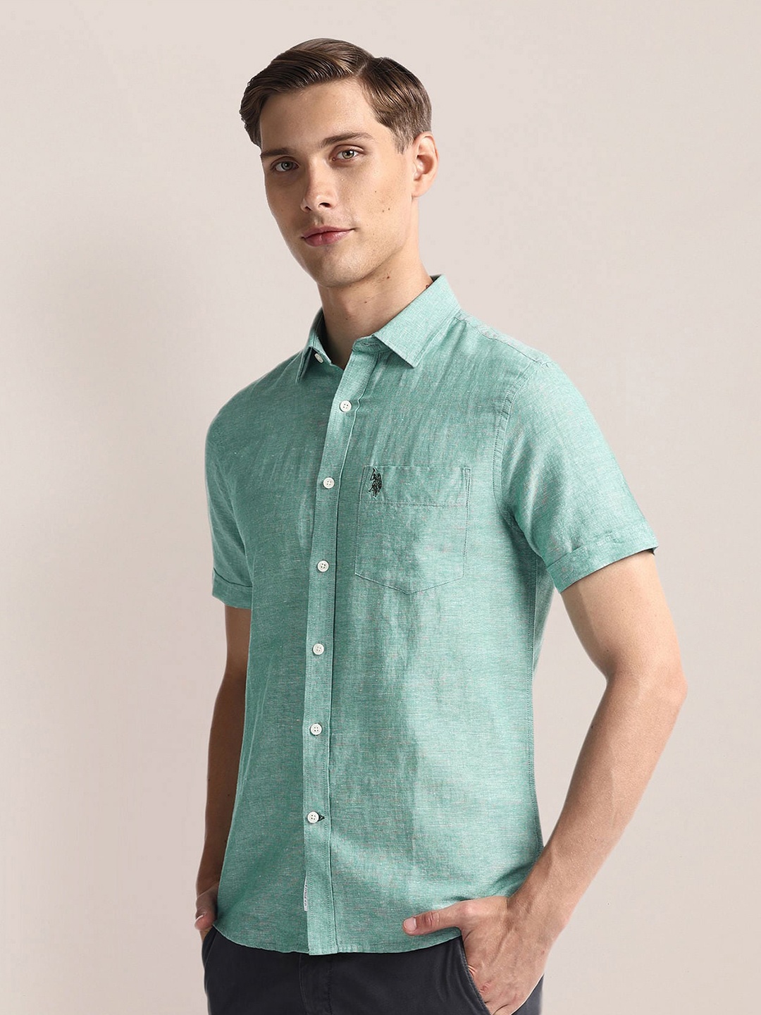 

U.S. Polo Assn. Tailored Fit Spread Collar Short Sleeves Casual Shirt, Green