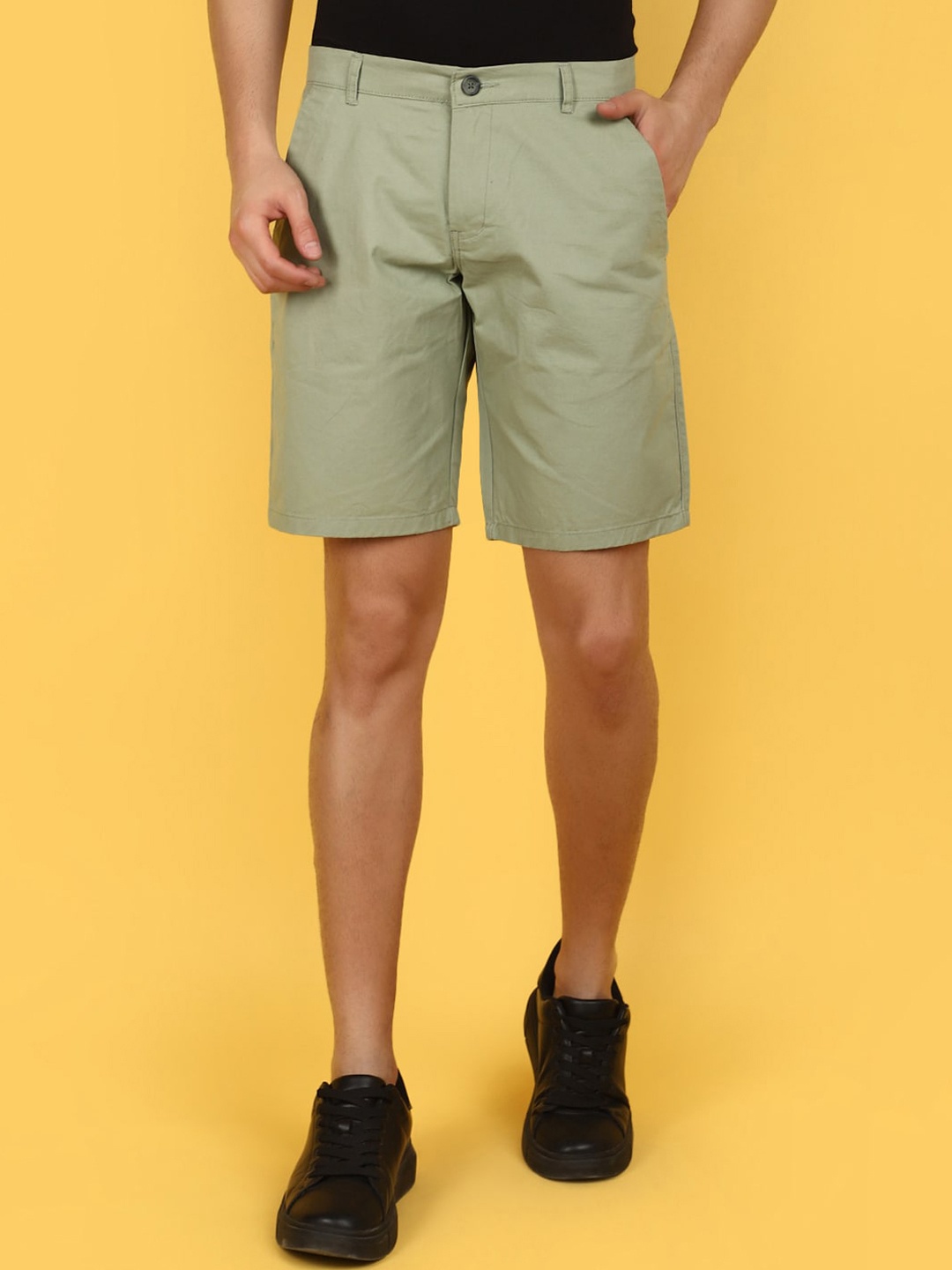 

V-Mart Men Mid-Rise Twill Cotton Shorts, Green