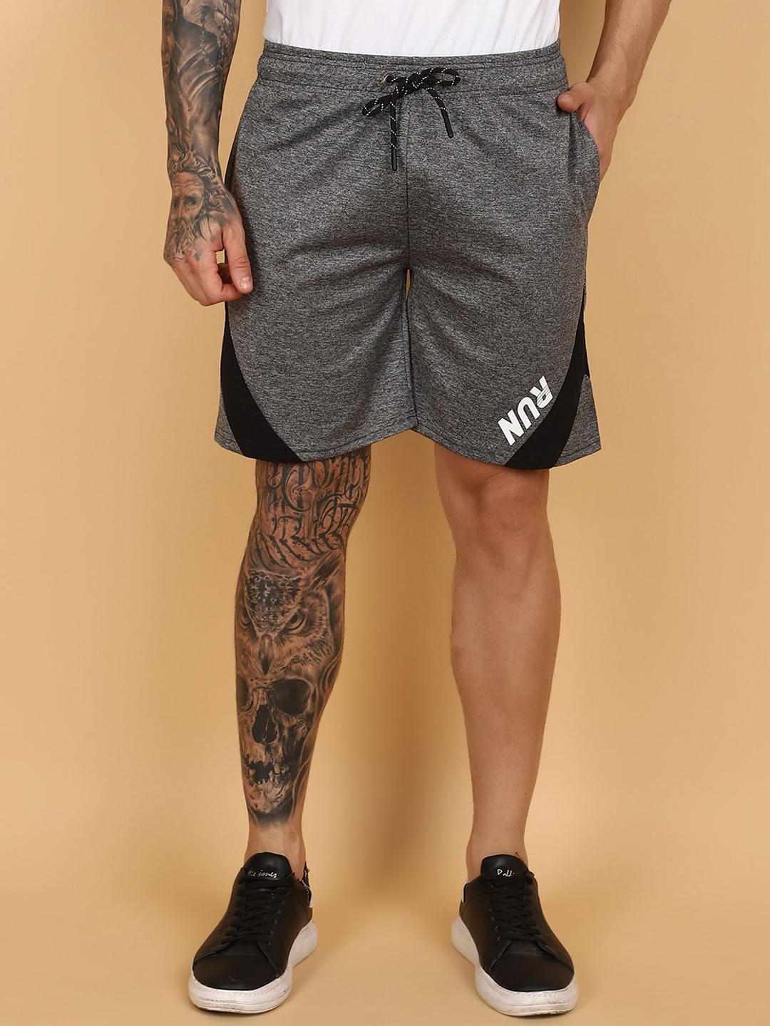 

V-Mart Men Colourblocked Mid-Rise Shorts, Grey