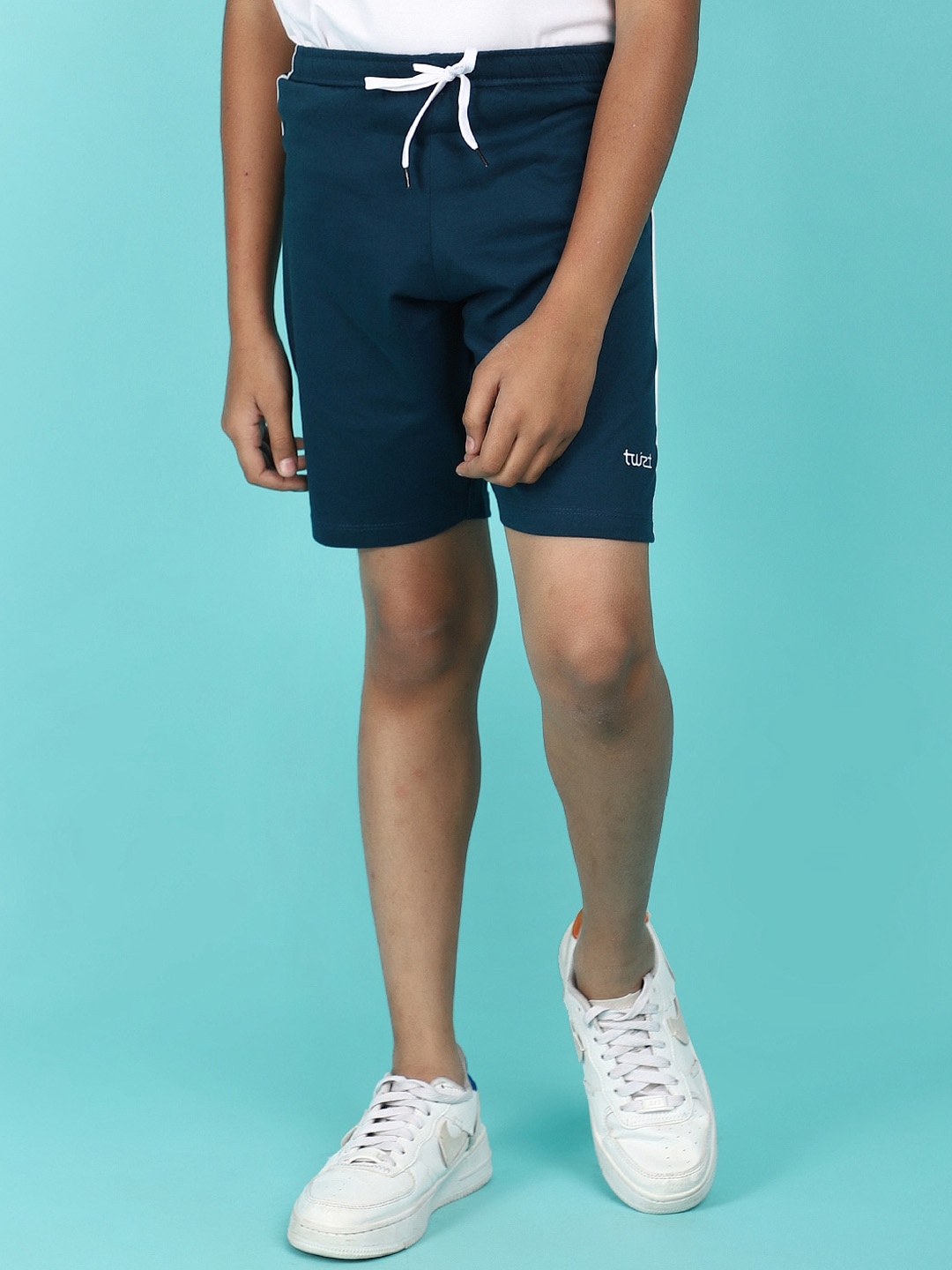 

V-Mart Boys Mid-Rise Cotton Shorts, Blue