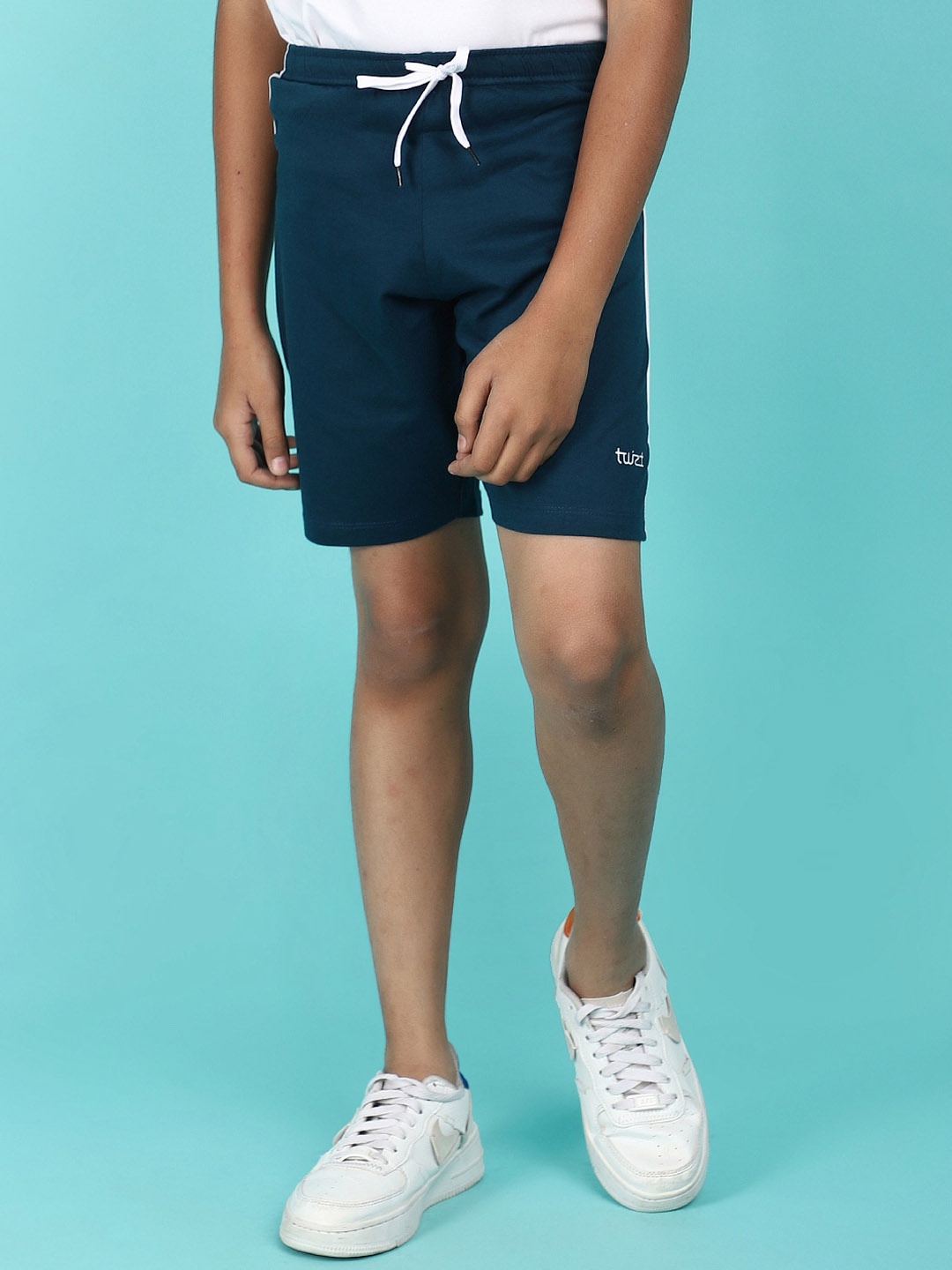 

V-Mart Boys Mid-Rise Cotton Shorts, Blue