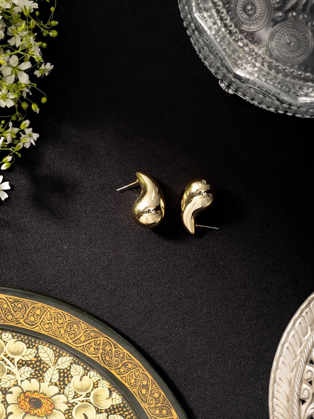 

Niscka Gold Plated Stud Earrings