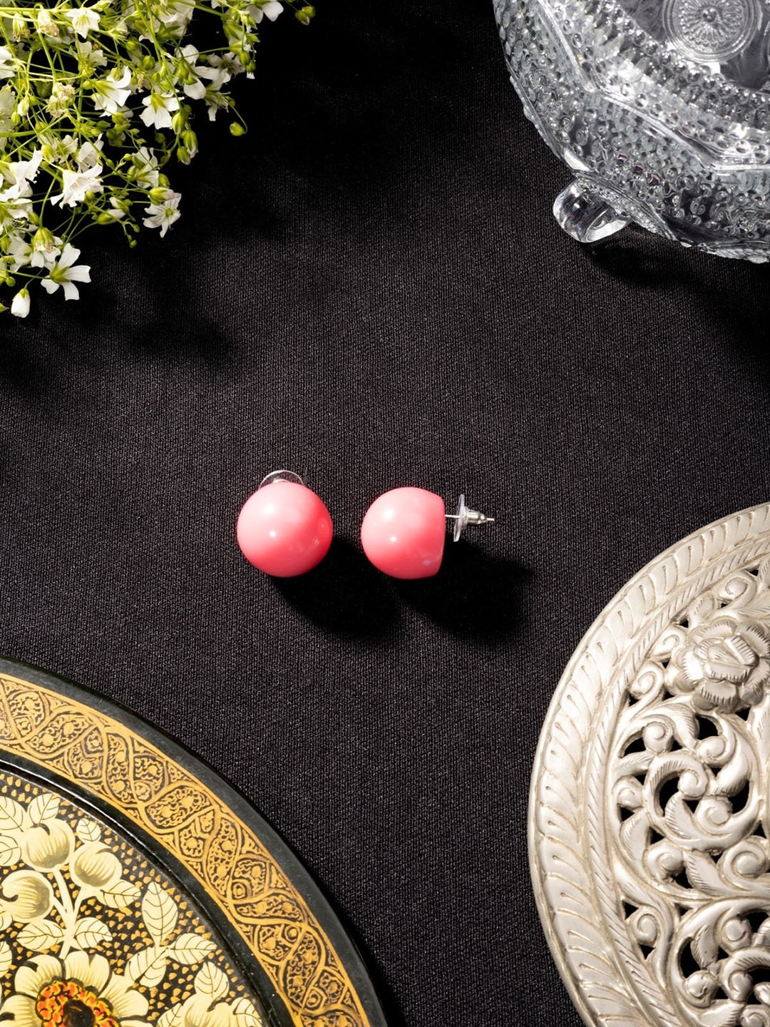 

Niscka Circular Studs Earrings, Pink