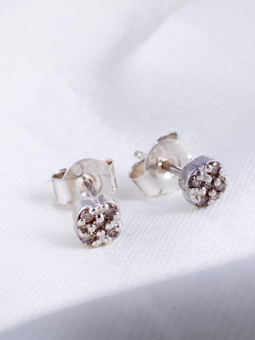 

HIFLYER JEWELS 925 Sterling Silver Classic Studs Earrings