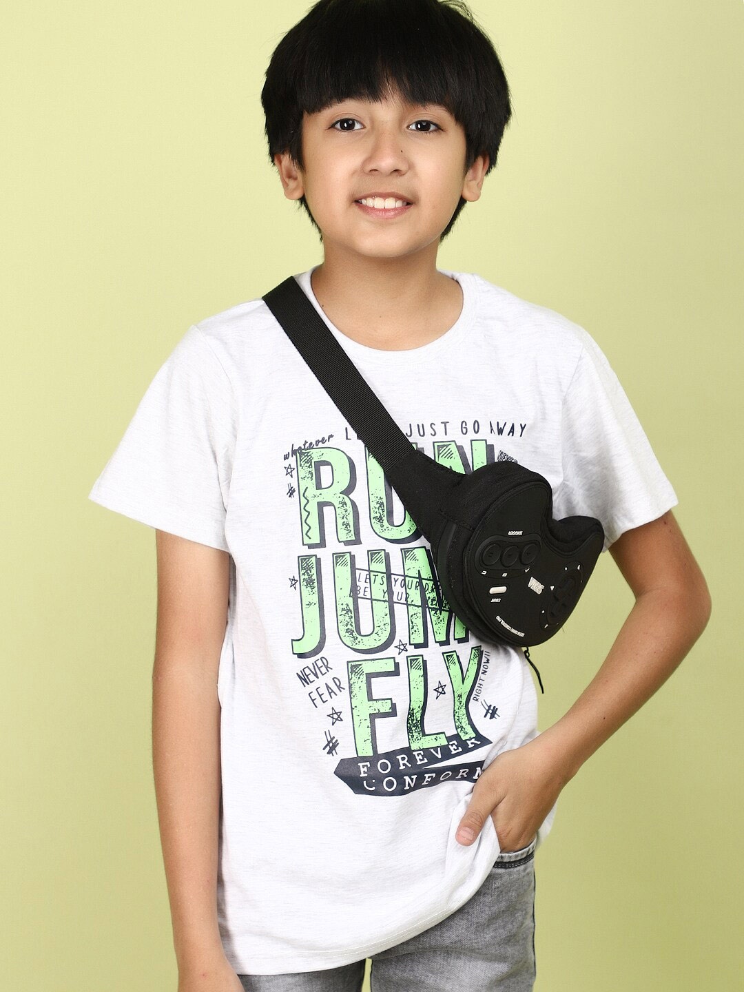 

V-Mart Boys Printed Round Neck T-Shirt, Grey
