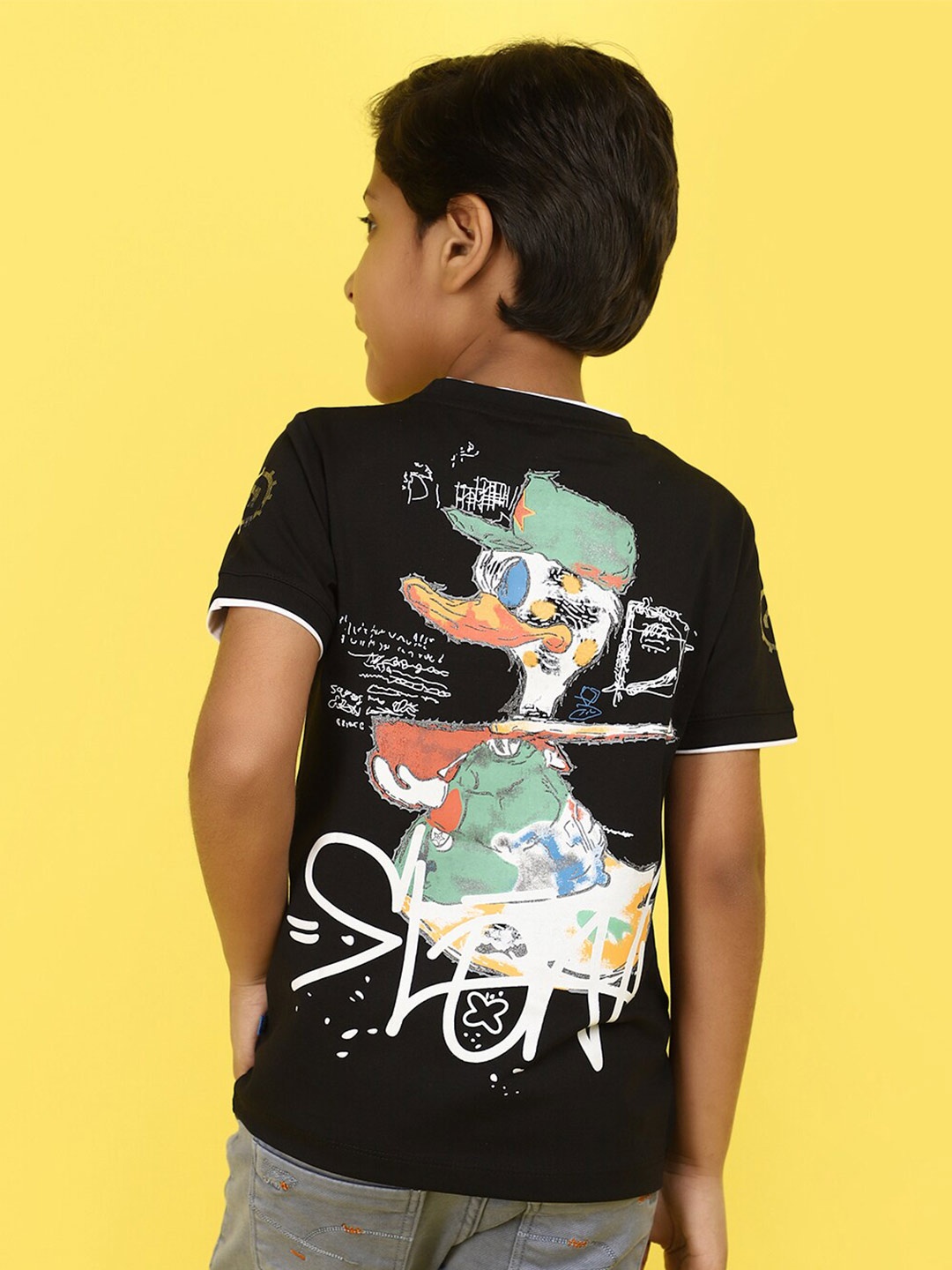 

V-Mart Boys Graphic Printed Cotton T-shirt, Black