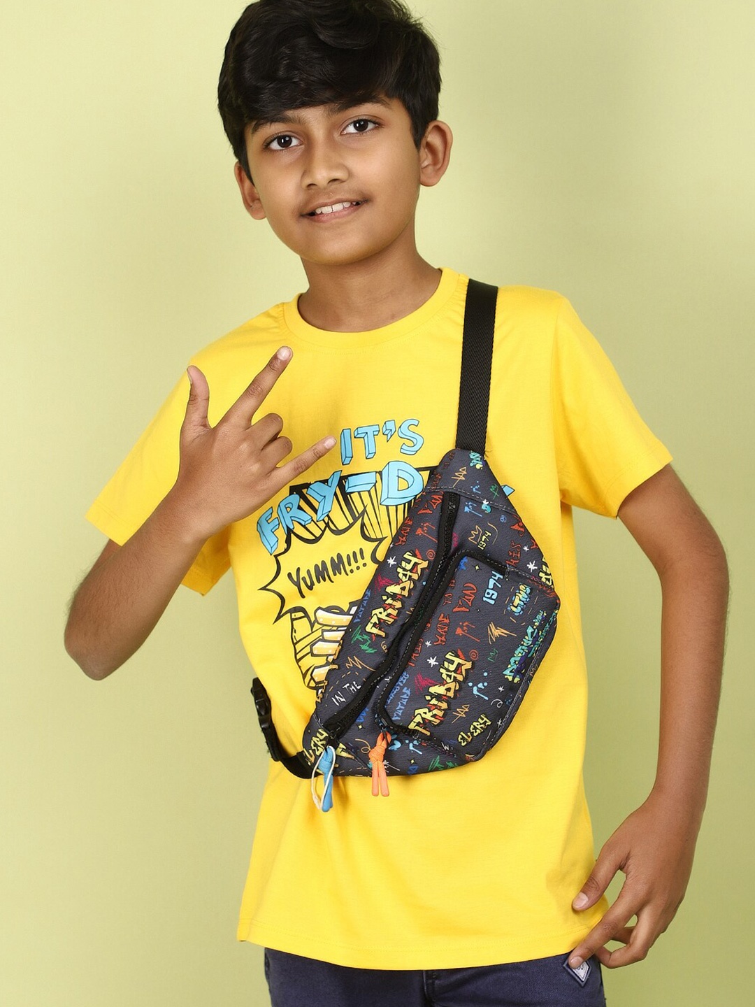 

V-Mart Boys Graphic Printed Cotton T-shirt, Yellow