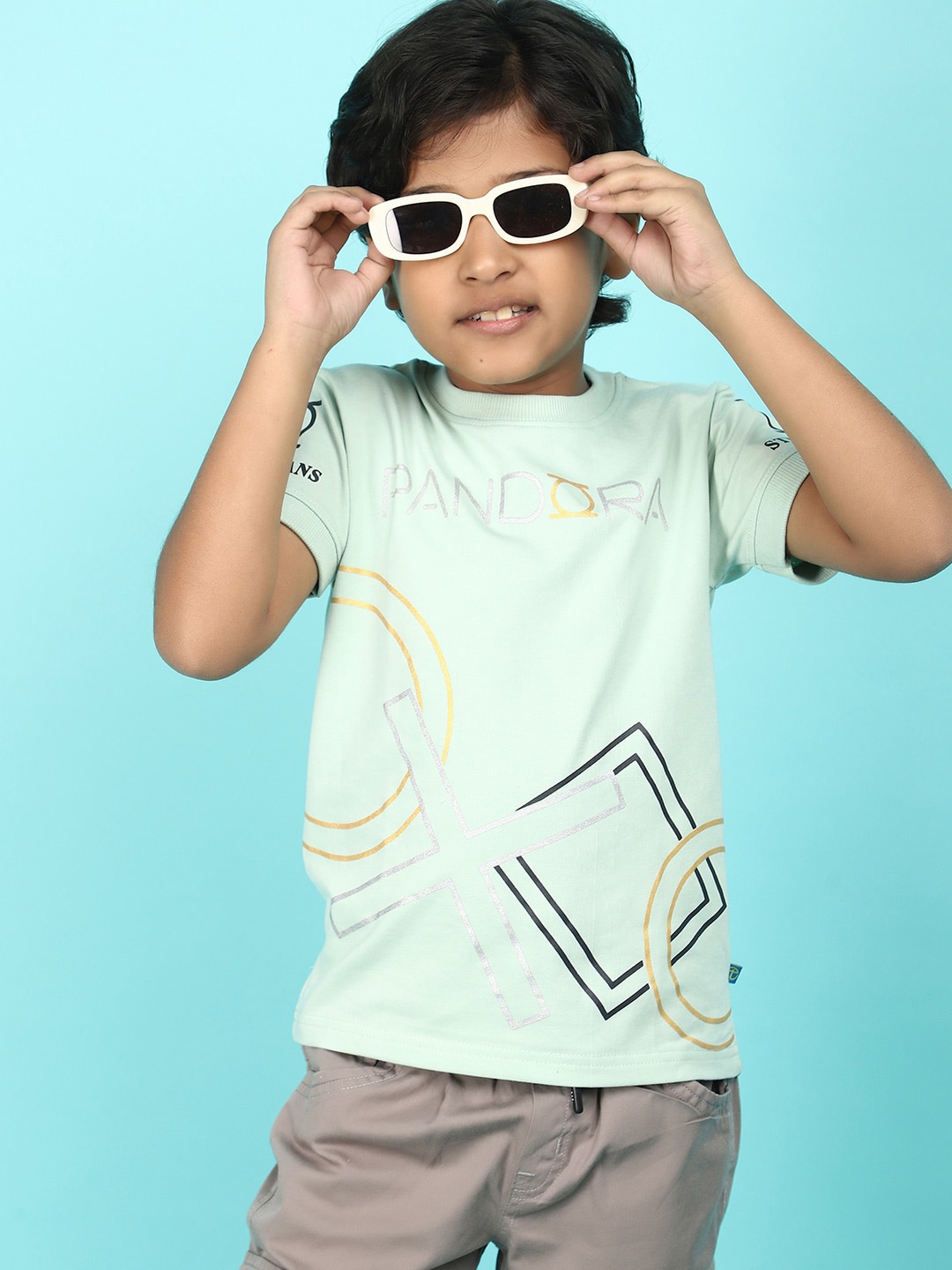 

V-Mart Boys Geometric Printed T-shirt, Green