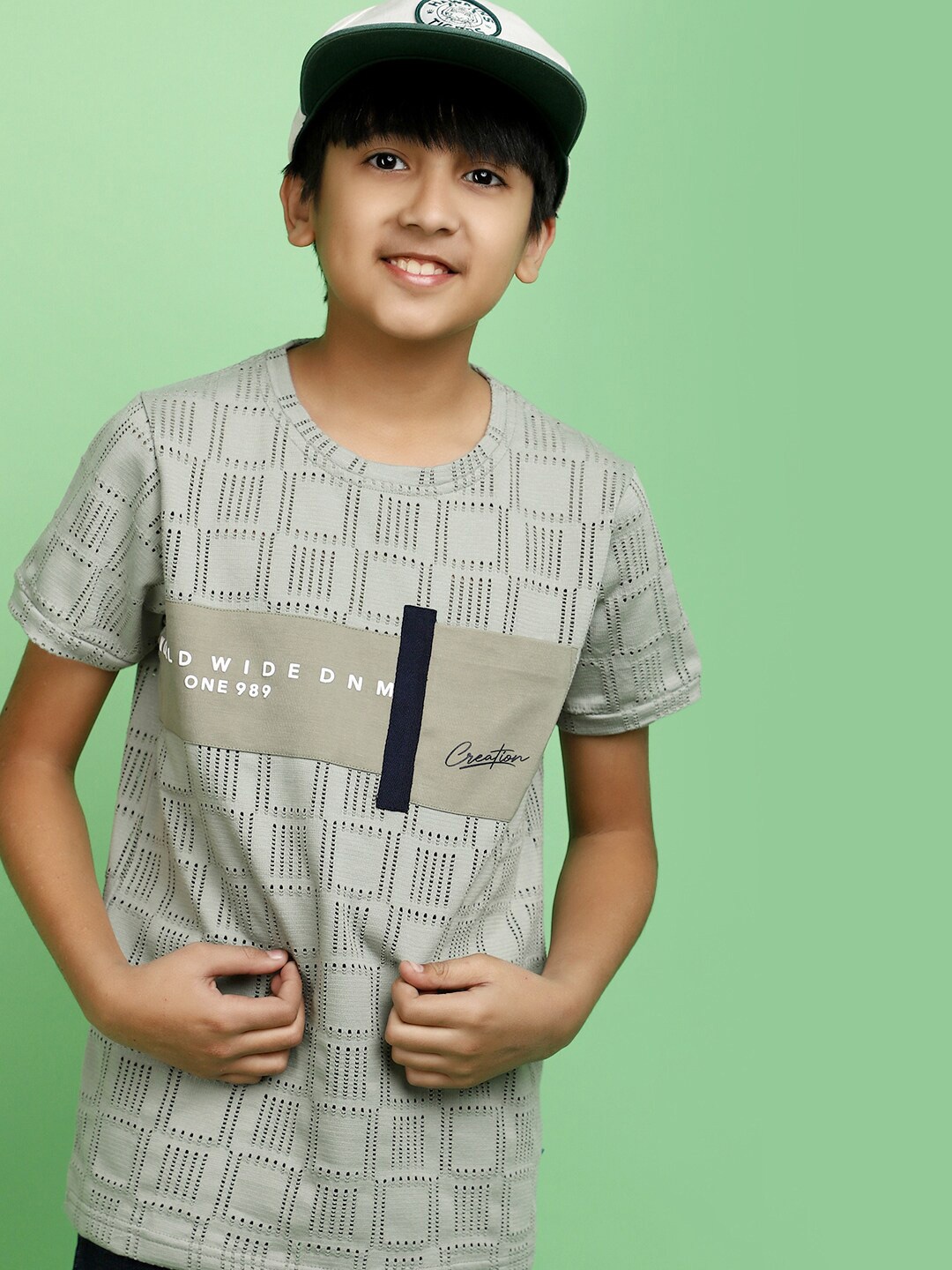 

V-Mart Boys Self Design Round Neck Casual T-shirt, Green
