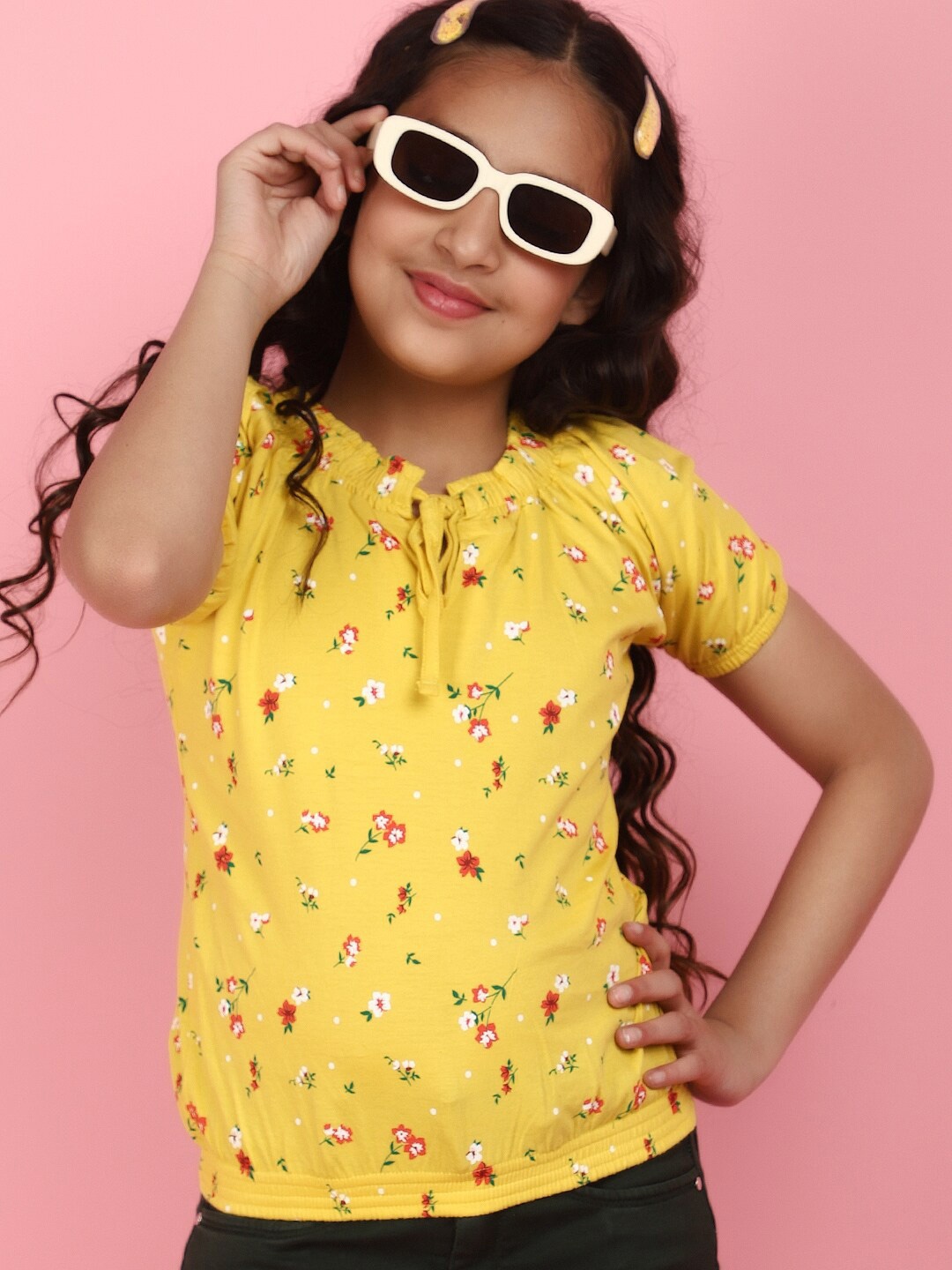 

V-Mart Girls Printed Round Neck Short Sleeves Cotton T-shirt, Gold