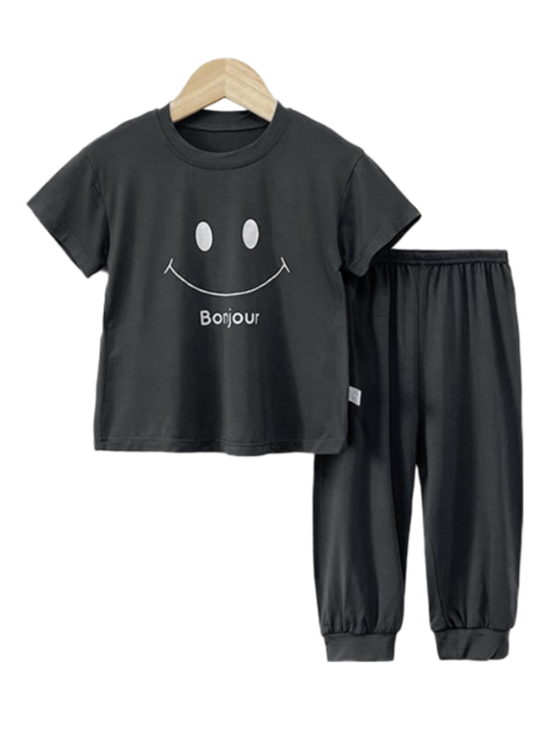 

StyleCast x Revolte Boys Typography Printed Night Suit, Black
