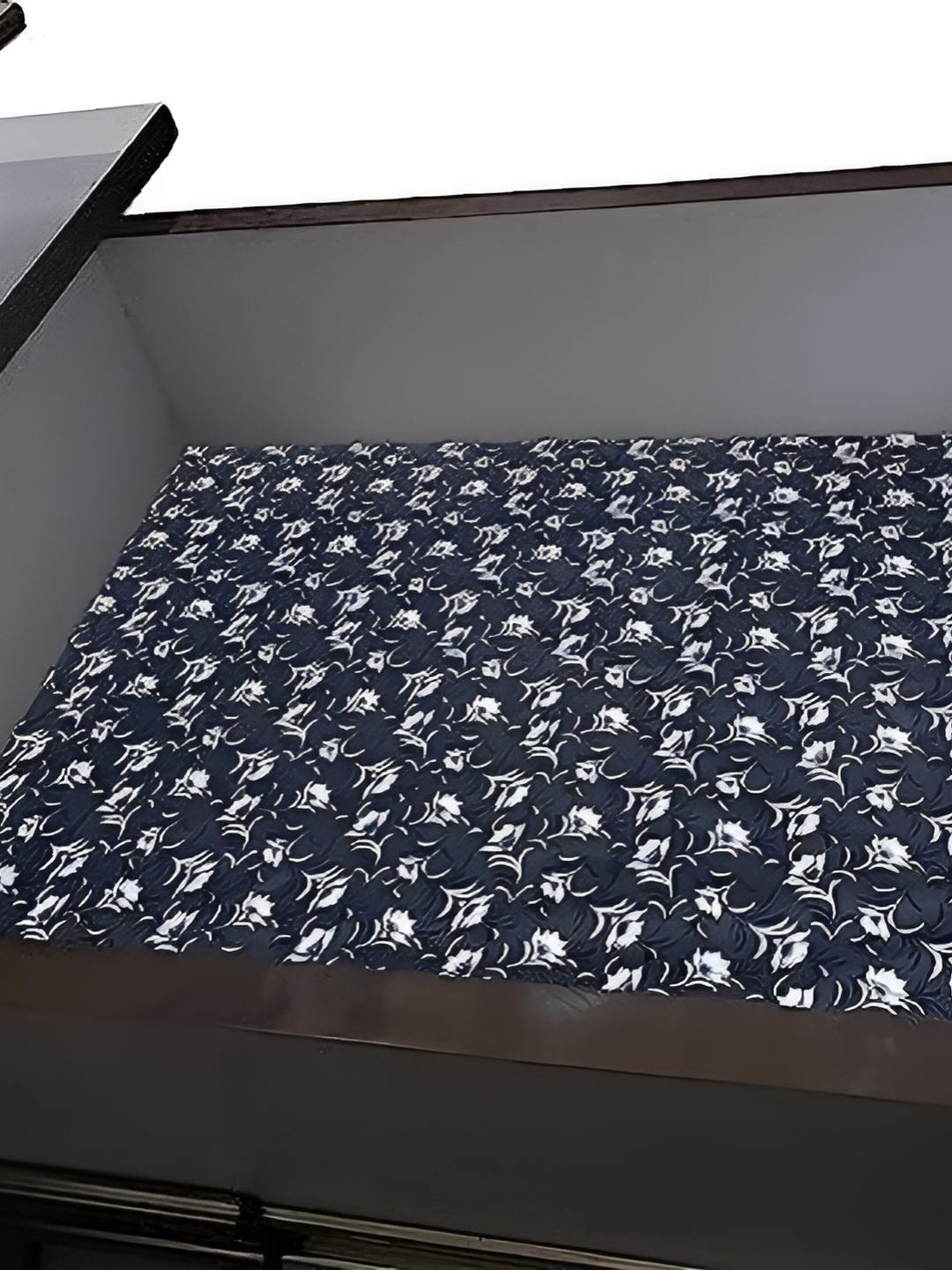 

REVEXO Navy Blue & White Printed Drawer Mat