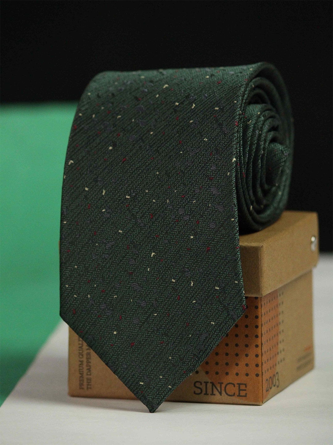 

Tossido Men Woven Design Broad Tie, Green