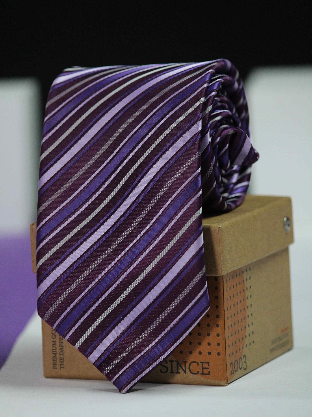 

Tossido Men Striped Broad Tie, Purple