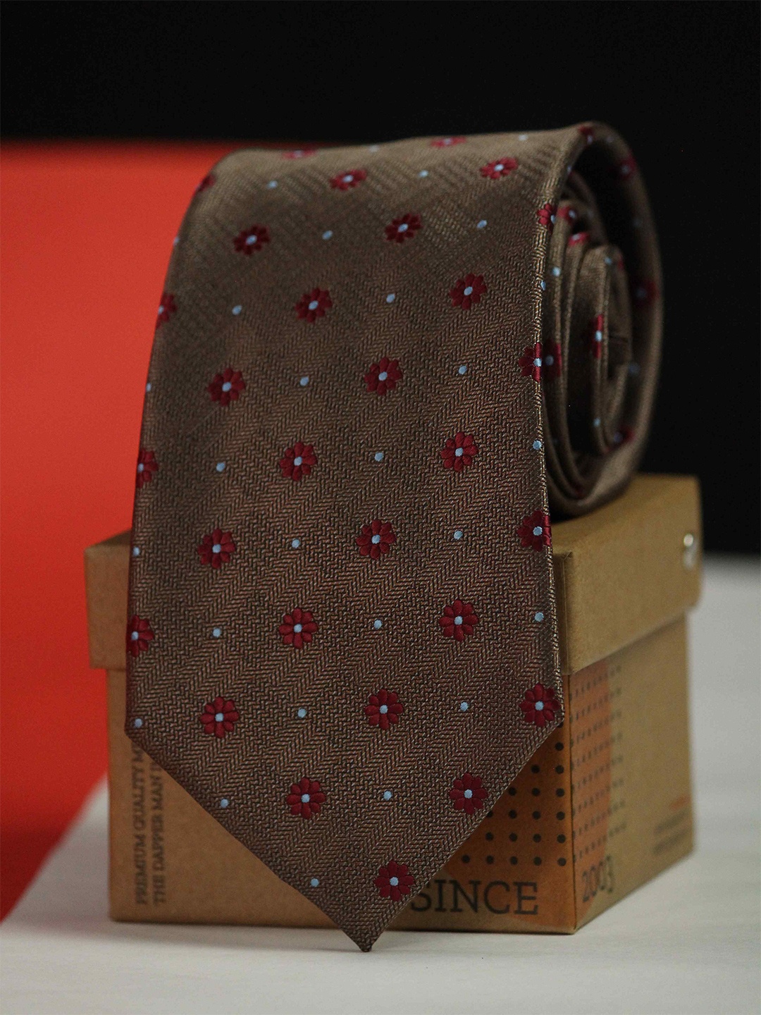

Tossido Men Woven Design Broad Tie, Brown