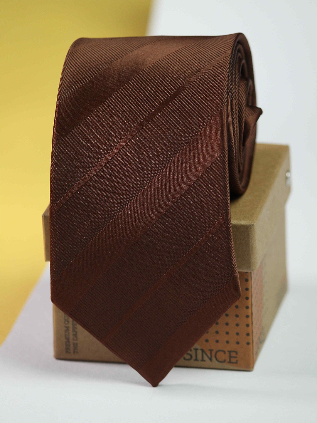 

Tossido Men Woven Design Broad Tie, Brown