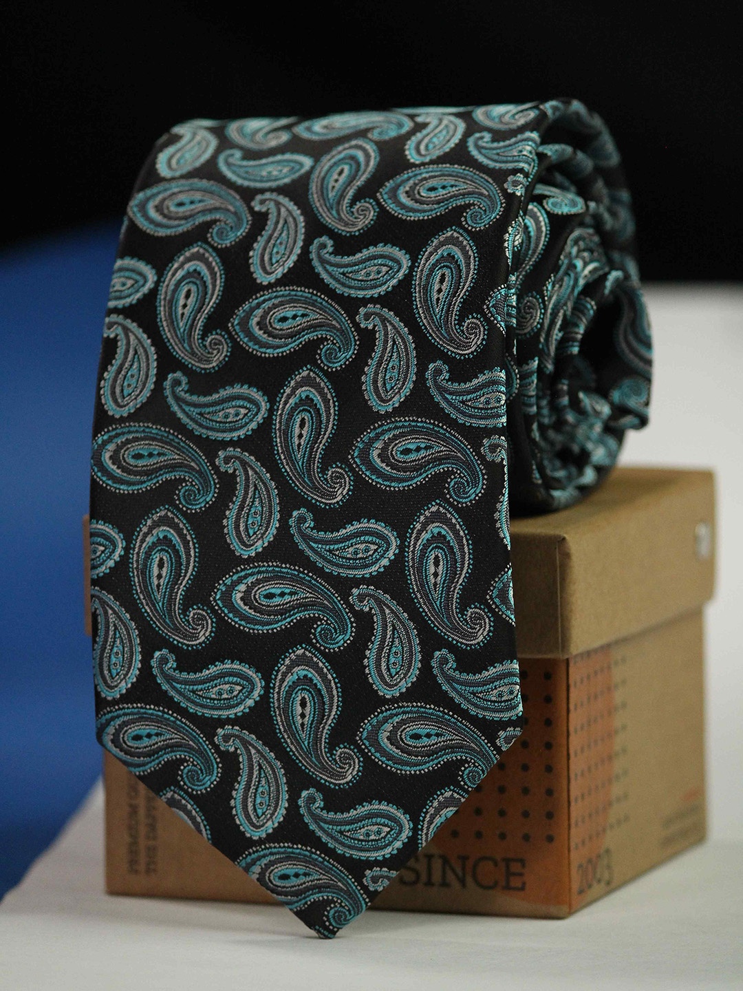 

Tossido Men Paisley Woven Design Broad Tie, Black