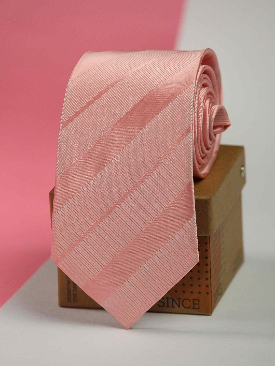 

Tossido Men Woven Design Broad Tie, Peach