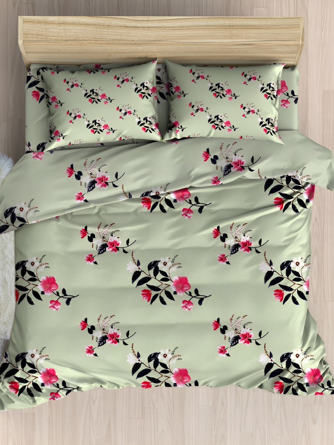 

Quirky Home Green & Pink Floral 144 TC Queen Bedsheet with 2 Pillow Covers