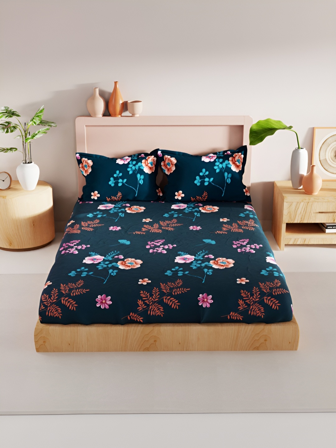 

Quirky Home Green & Pink Floral 144 TC Queen Bedsheet with 2 Pillow Covers