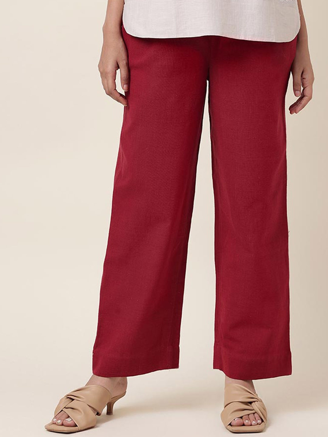

Fabindia Women Parallel Trouser, Maroon