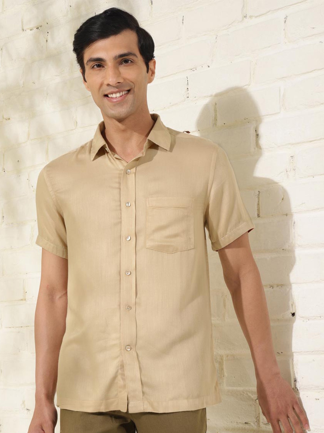 

Fabindia Spread Collar Cotton Linen Casual Shirt, Beige