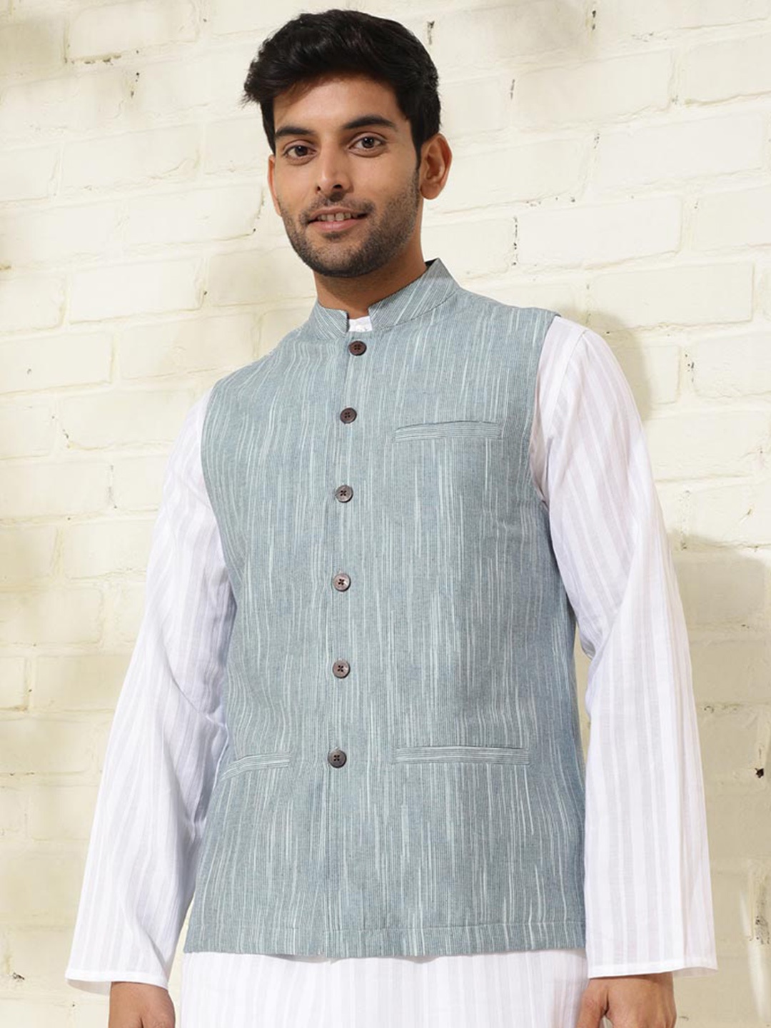 

Fabindia Cotton Woven Nehru Jacket, Blue