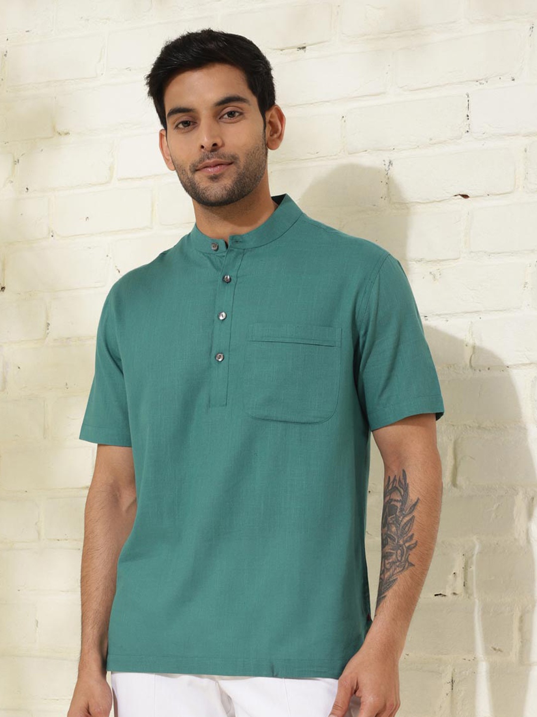 

Fabindia Relaxed Fit Mandarin Collar Cotton Casual Shirt, Green