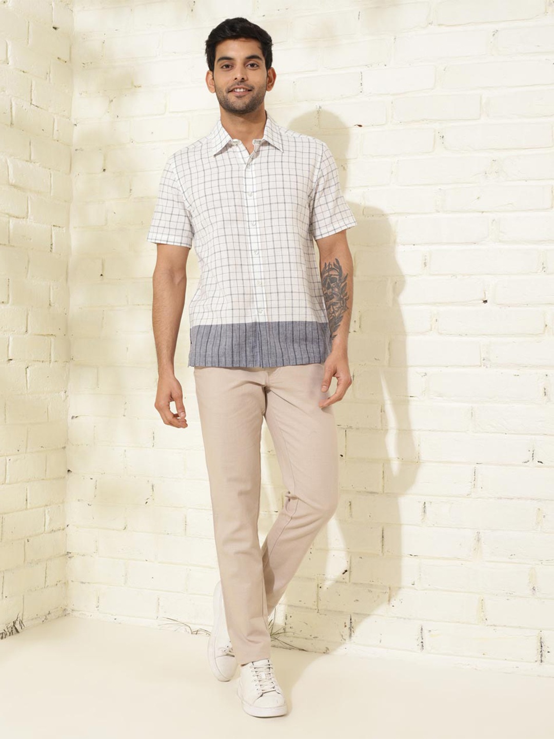 

Fabindia Tartan Checked Cotton Casual Shirt, Off white