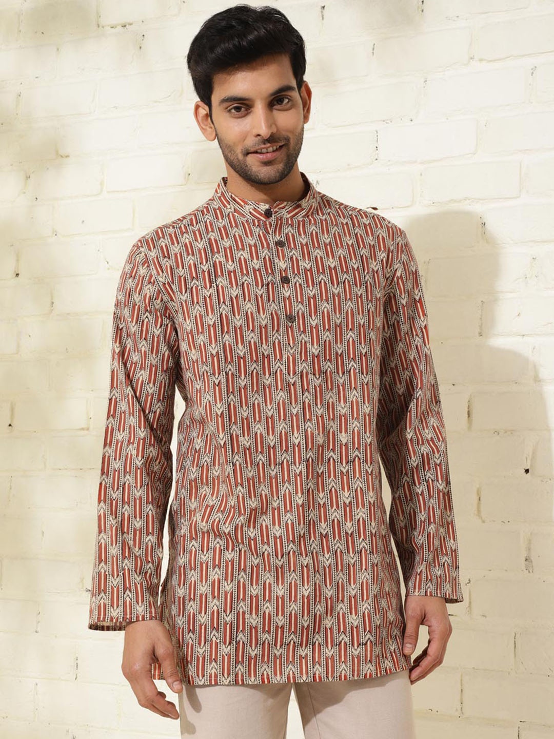 

Fabindia Bagru Printed Mandarin Collar Cotton Kurta, Rust