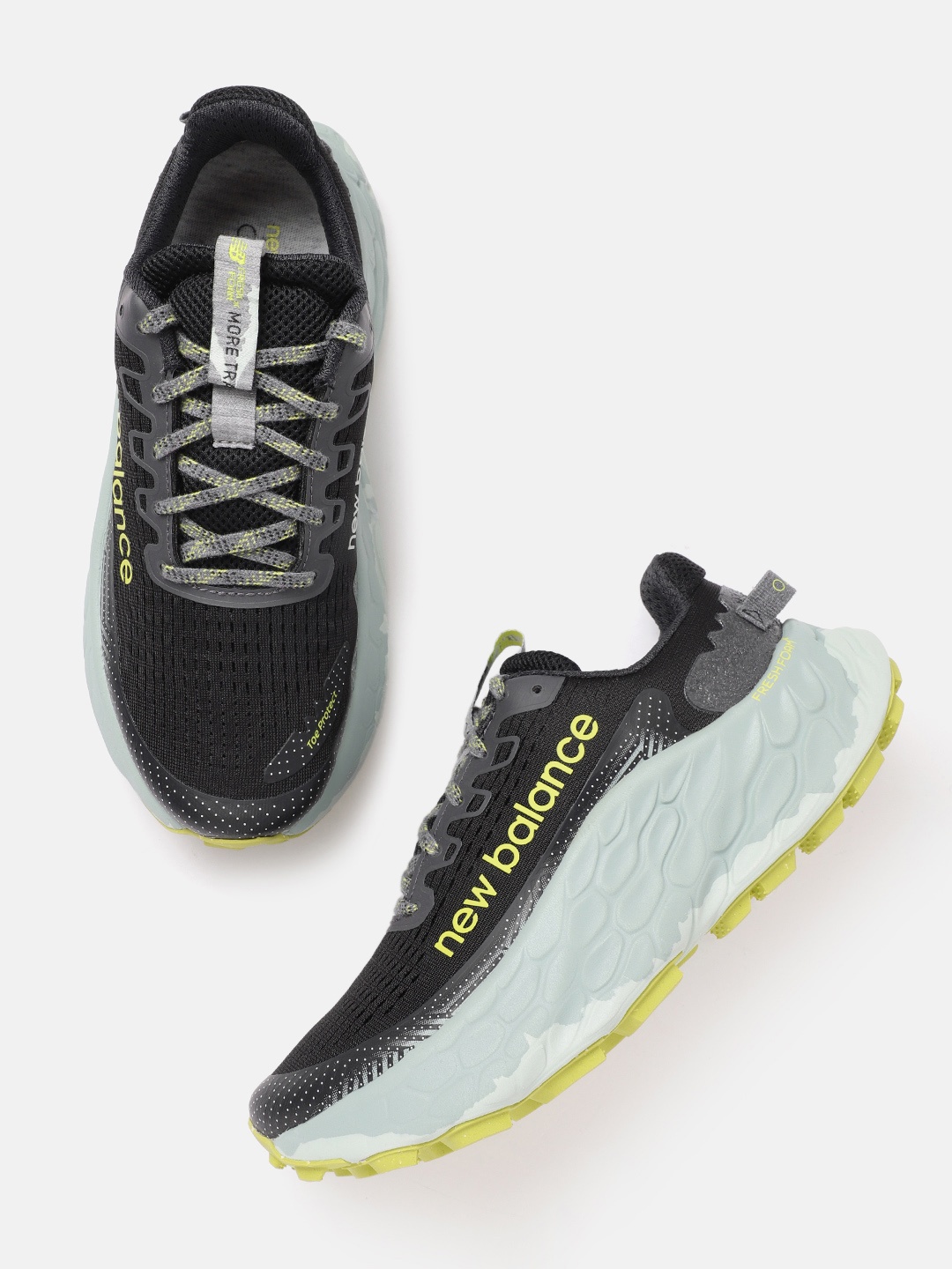 

New Balance Men Woven Design More TR Running Shoes, Black